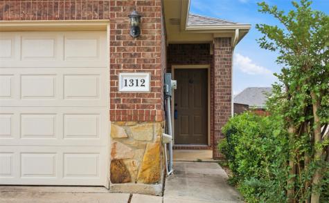 1312 Piedmont Mansfield TX 76063