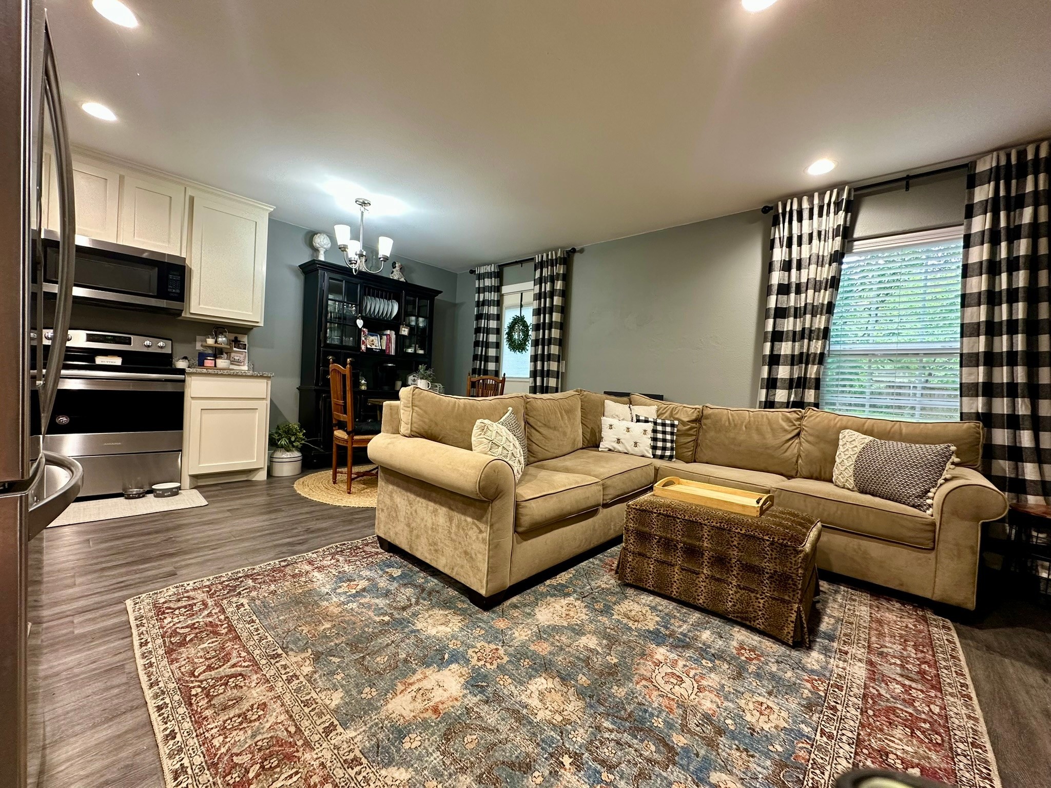312 E Day Street Denison TX 75021