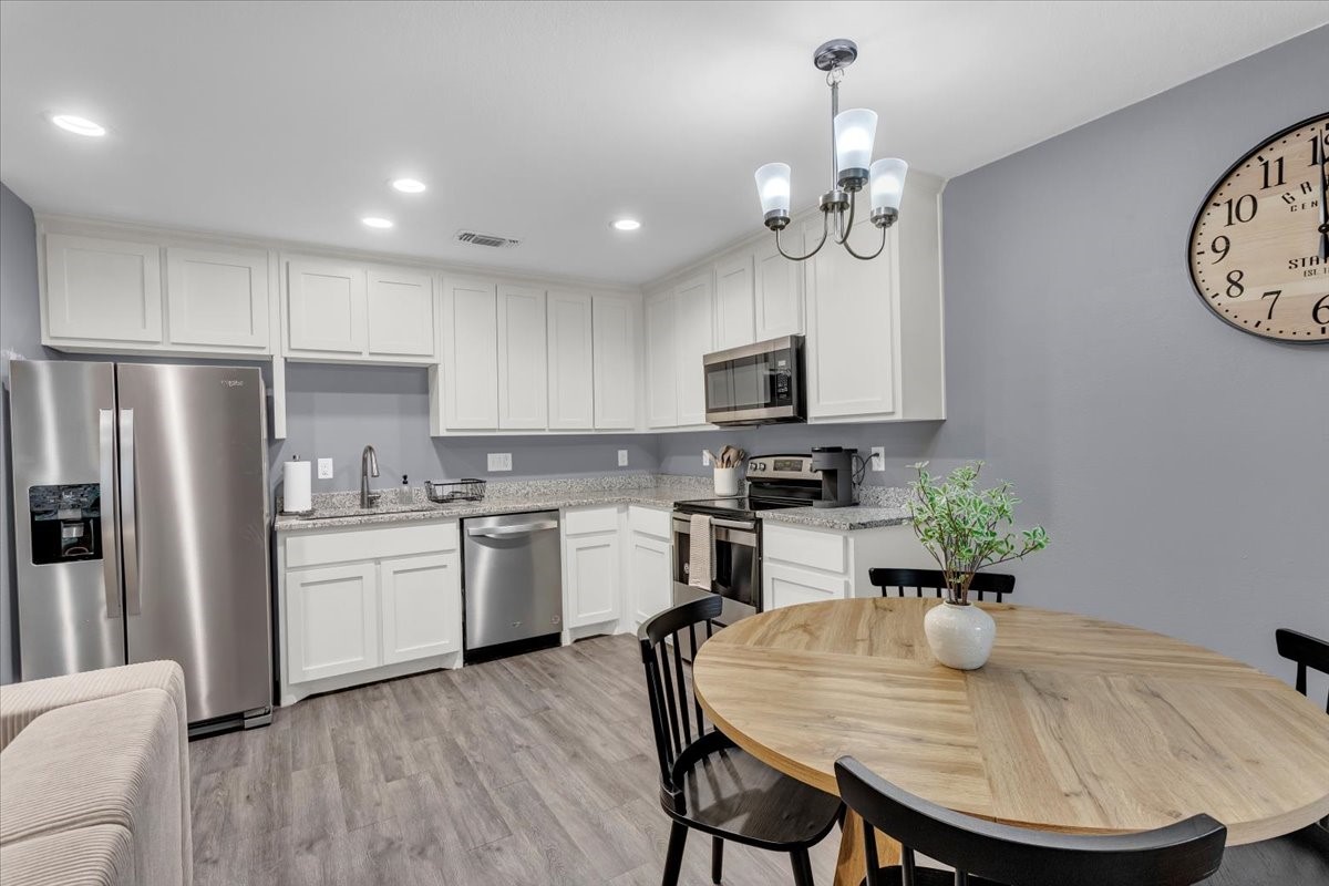 312 E Day Street Denison TX 75021