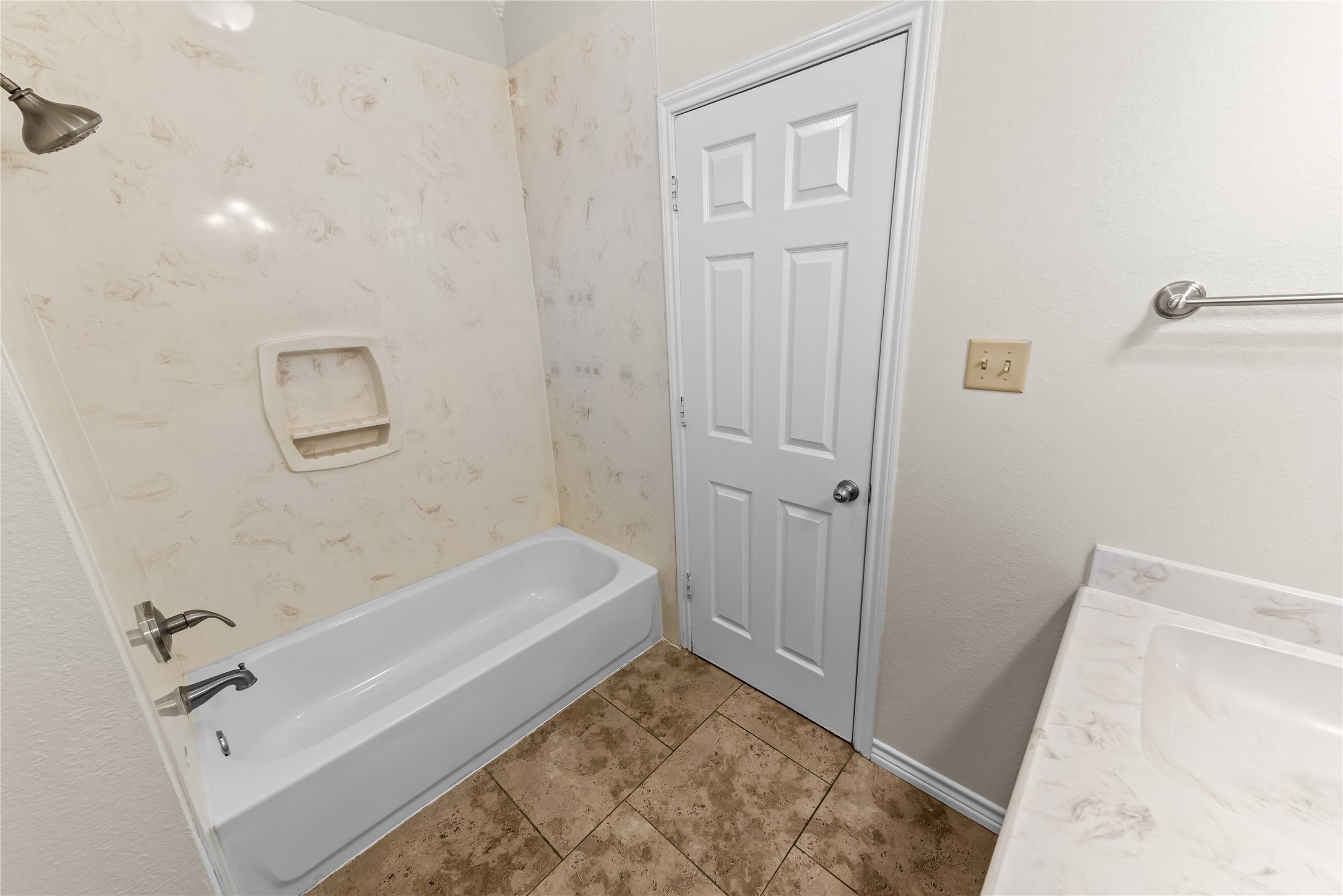 195 Ashland Drive Woodway TX 76712