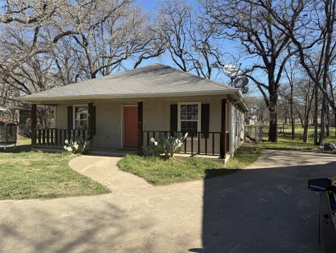 900 Reese Lane Azle TX 76020