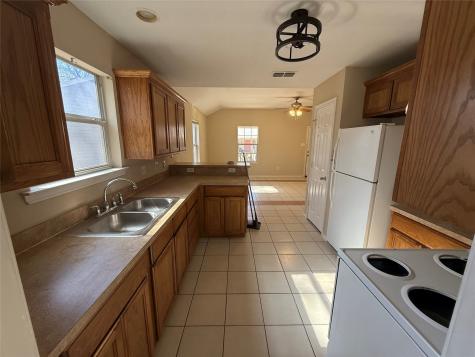 900 Reese Lane Azle TX 76020