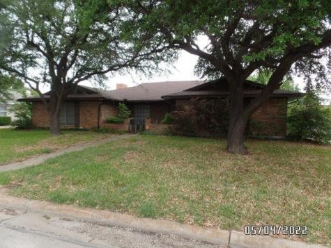 5002 Inverness Avenue Fort Worth TX 76132