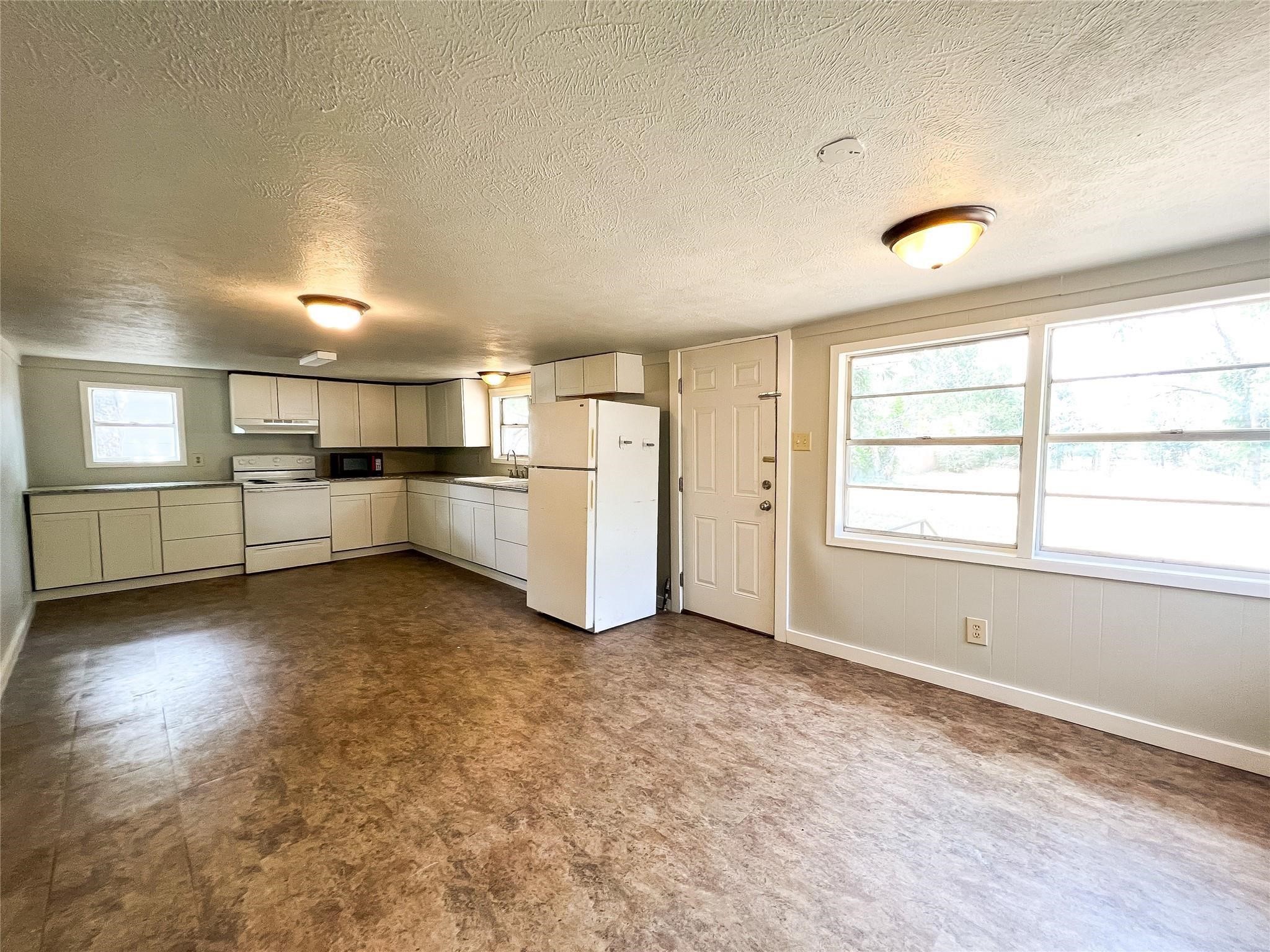1425-1435 Groesbeck Street Stephenville TX 76401