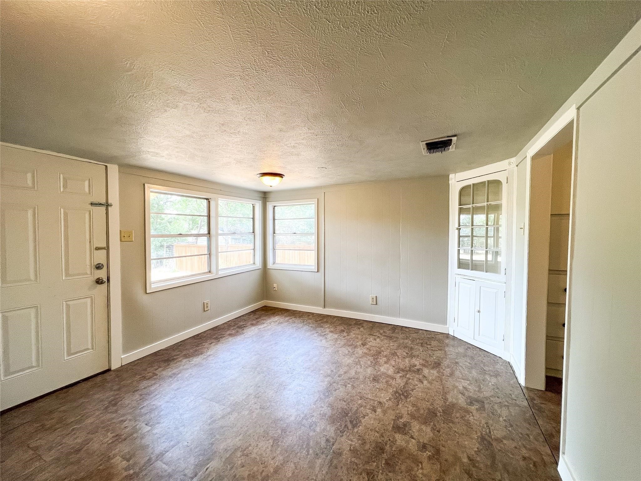 1425-1435 Groesbeck Street Stephenville TX 76401