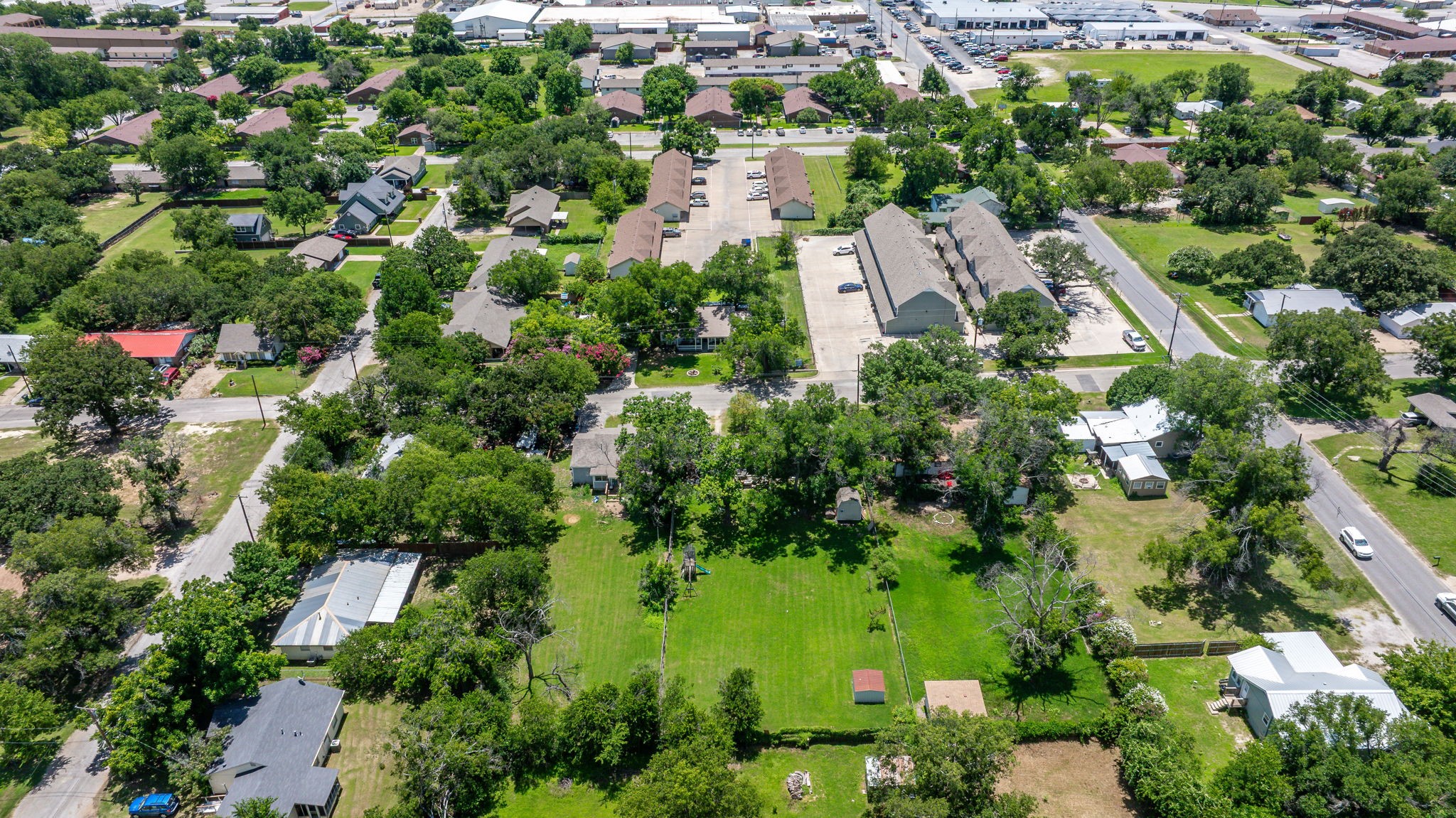 1425-1435 Groesbeck Street Stephenville TX 76401