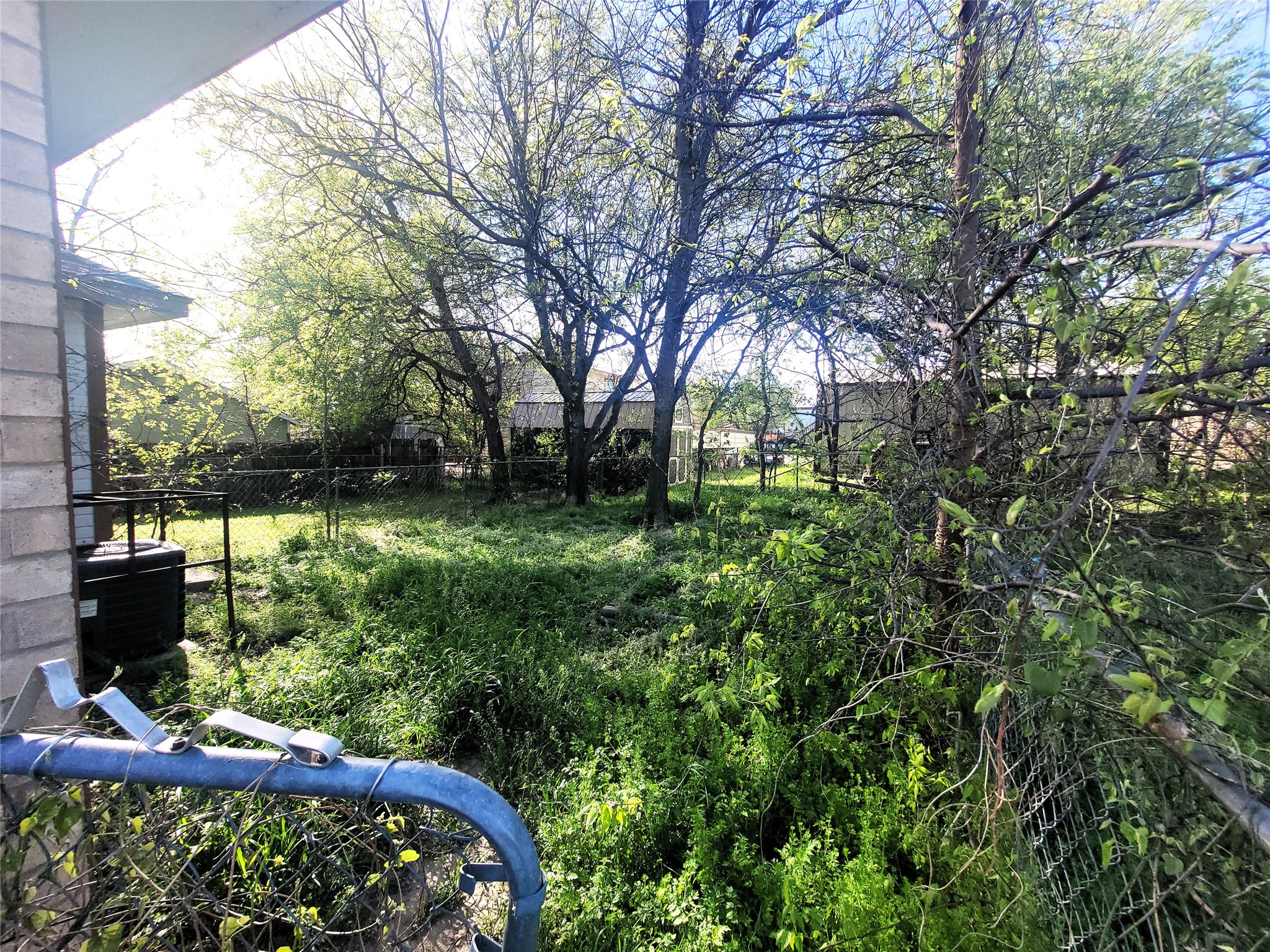 5209 Calloway Street Sansom Park TX 76114