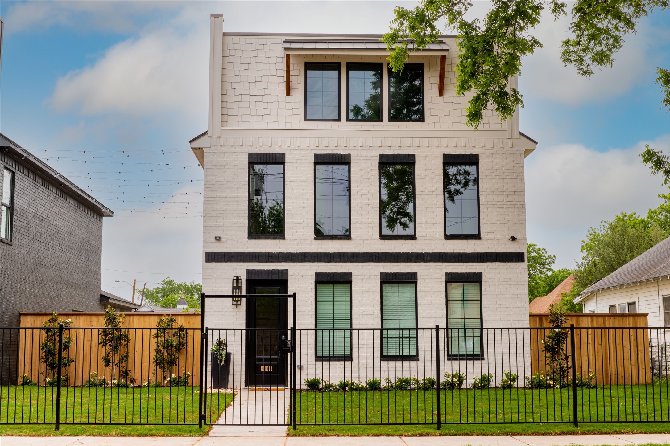 602-606 S 8th Street Waco TX 76706