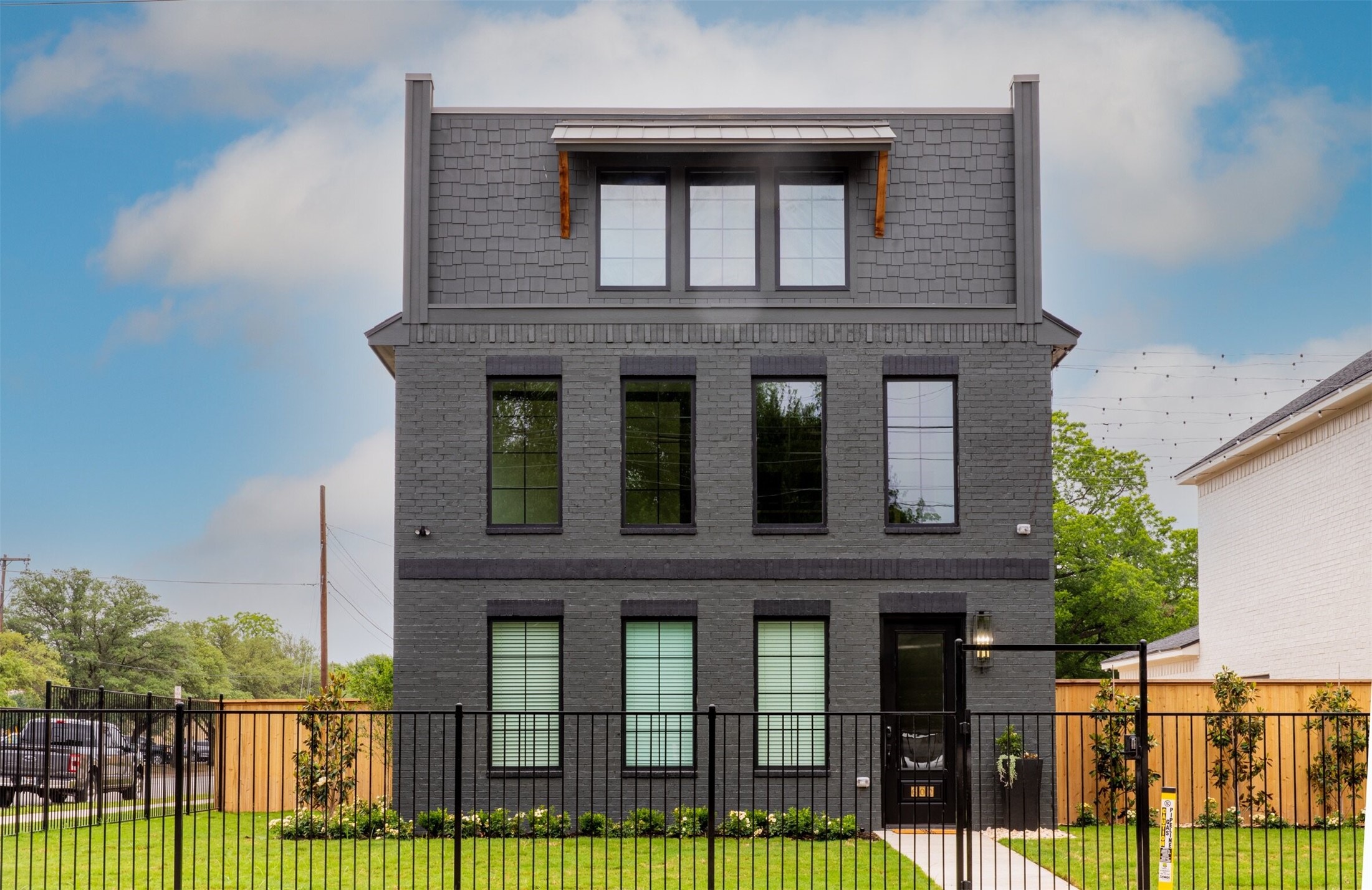 602-606 S 8th Street Waco TX 76706