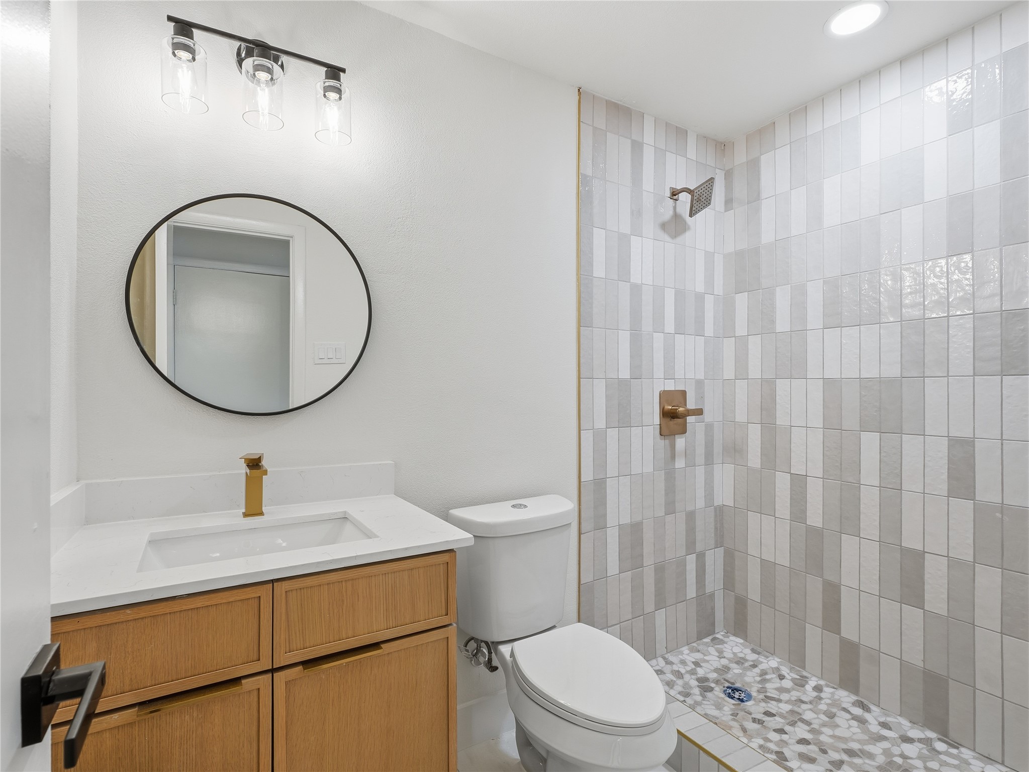 1729 R Avenue Plano TX 75074