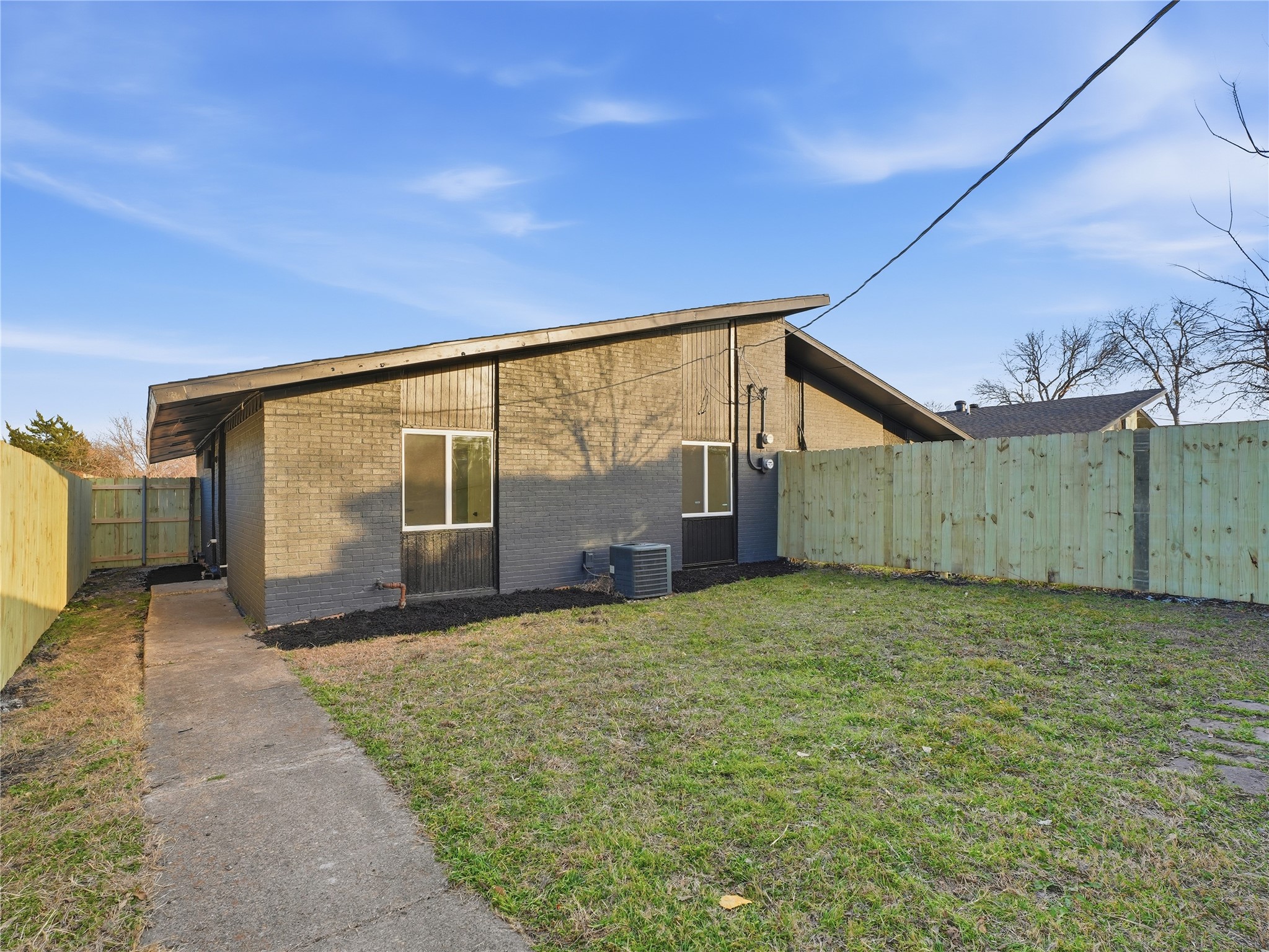 1729 R Avenue Plano TX 75074