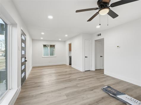 1729 R Avenue Plano TX 75074