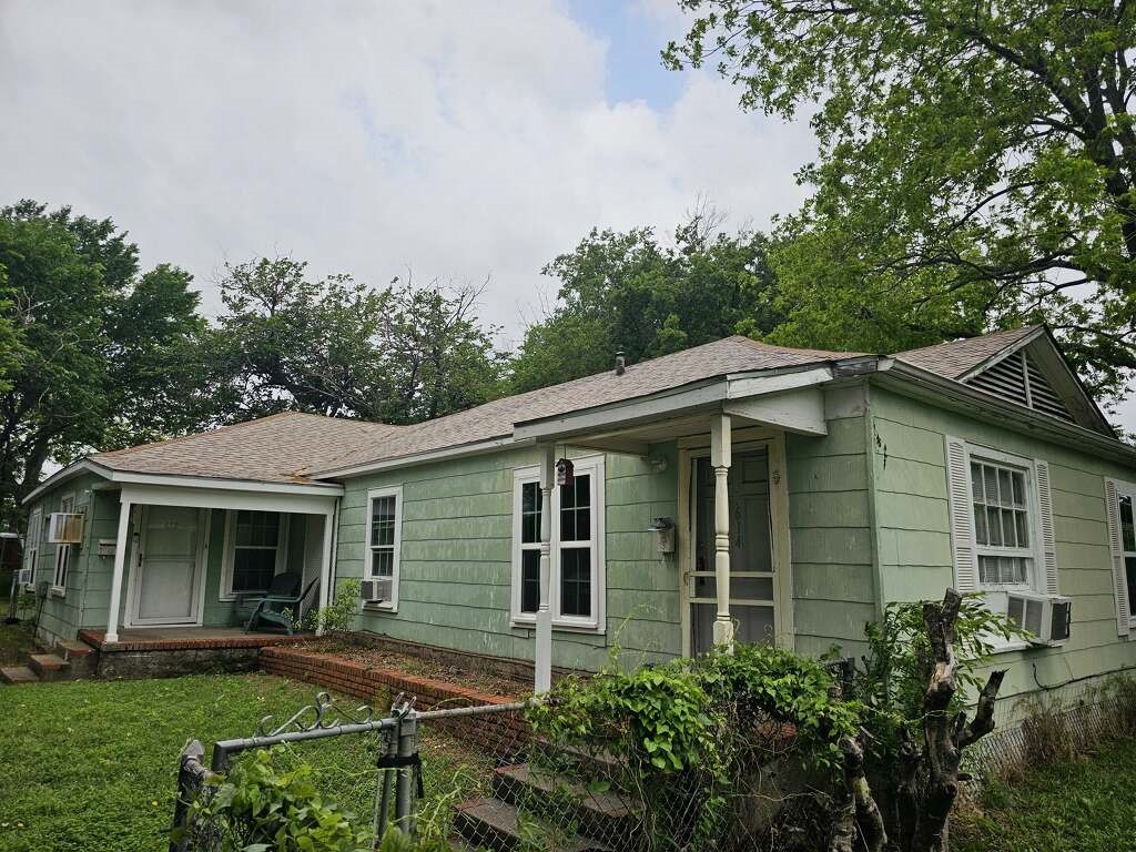 612 N Walnut Street Sherman TX 75090