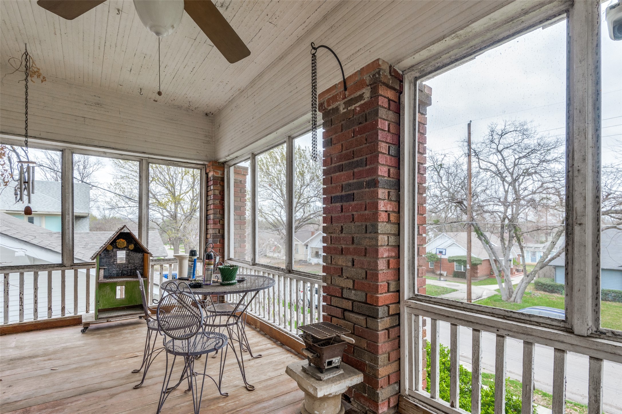 5615 Victor Street Dallas TX 75214