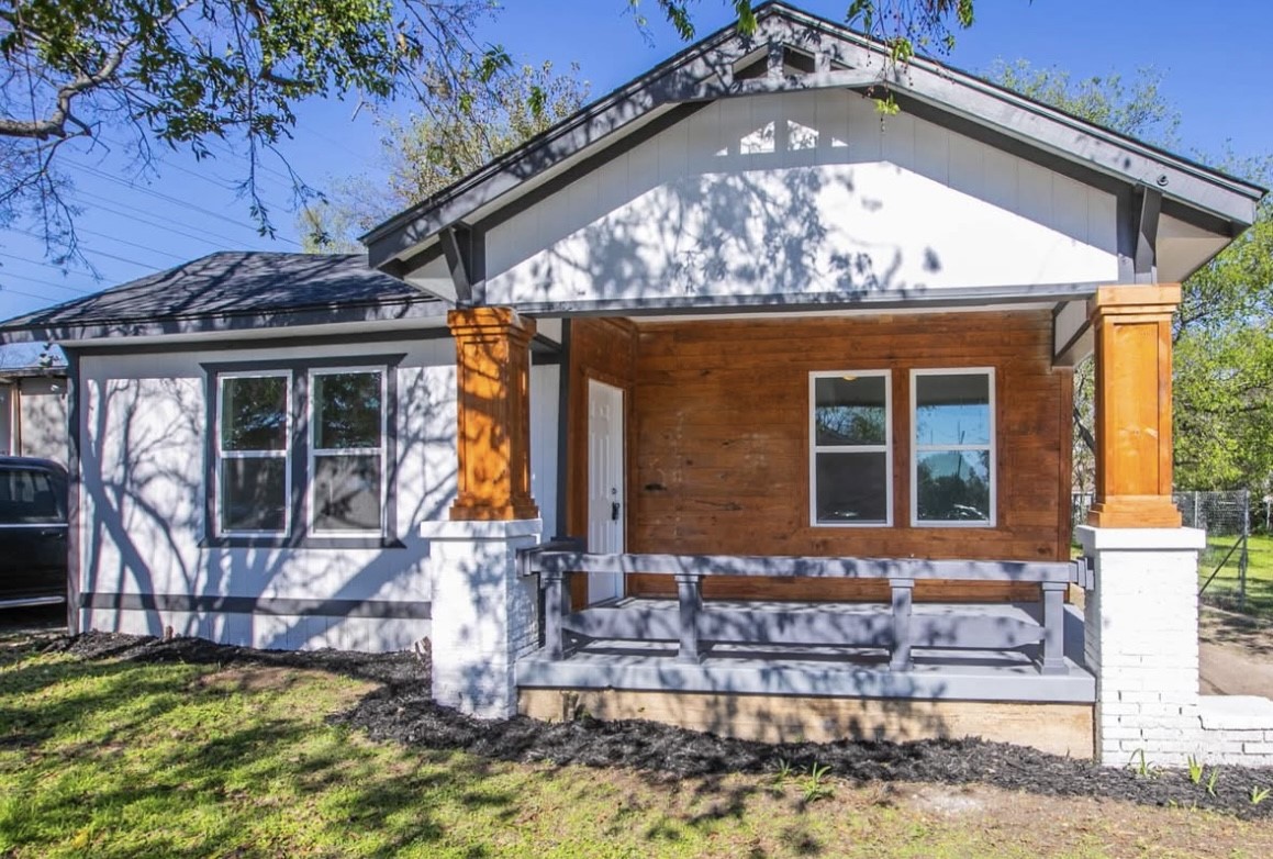 1407 Georgia Avenue Dallas TX 75216