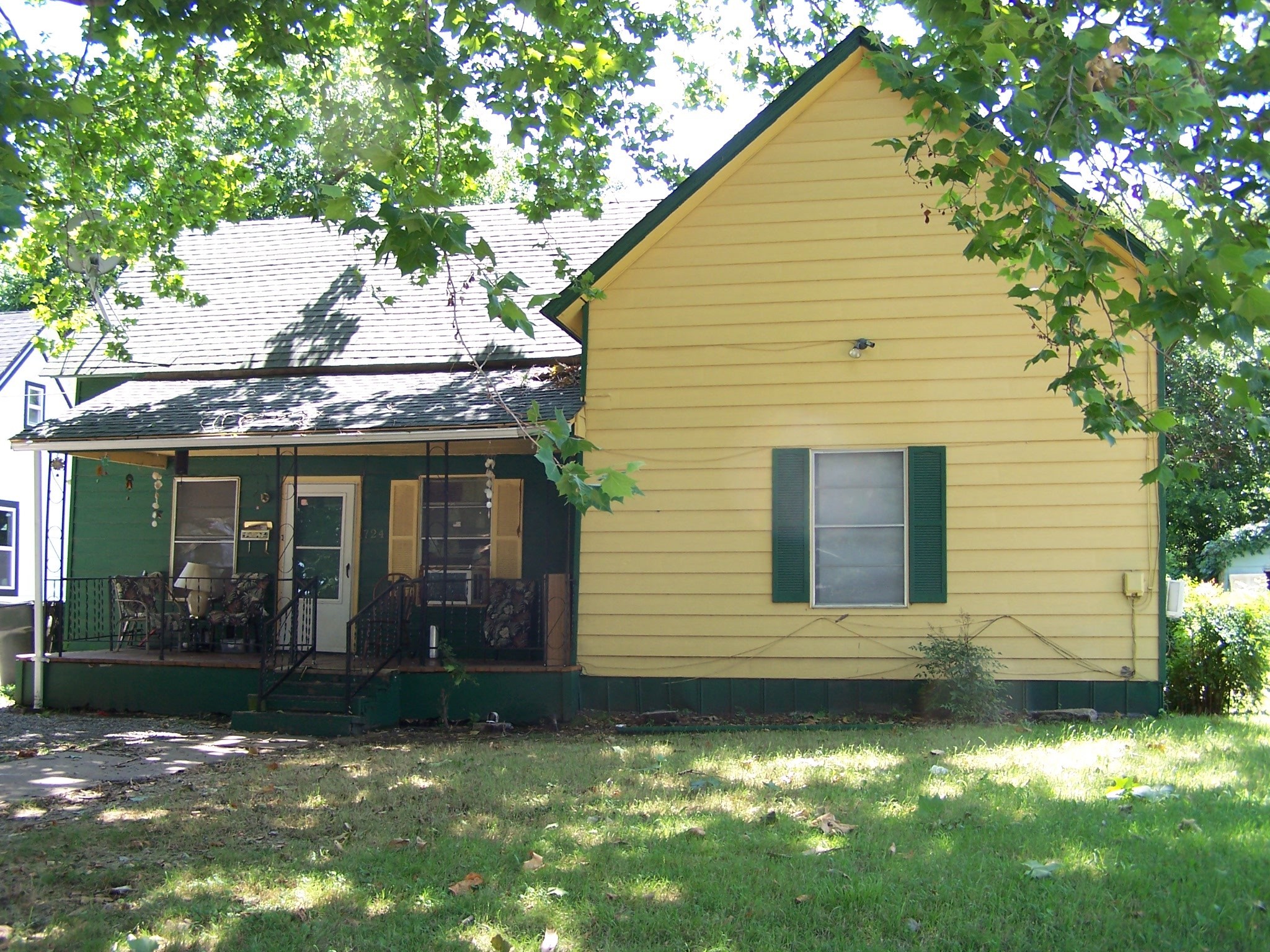 724 S Elm Street Sherman TX 75090