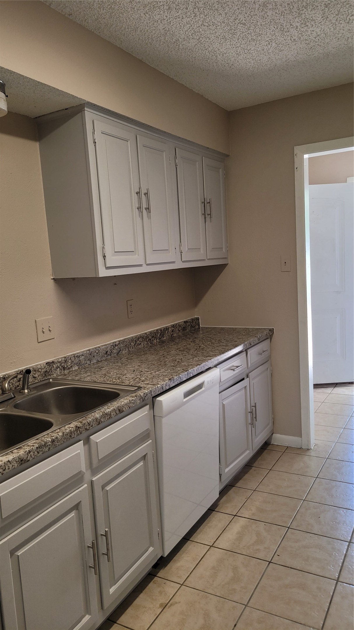 1500 Blackwell Drive Irving TX 75061
