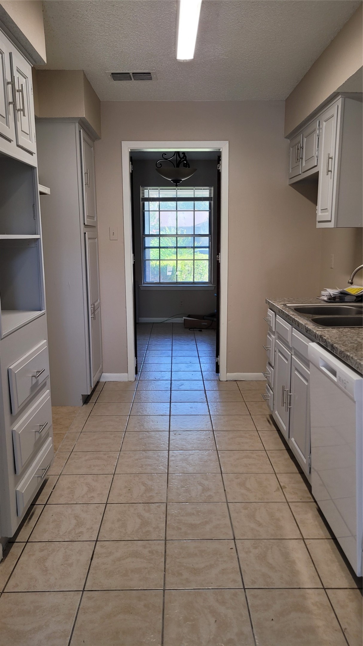 1500 Blackwell Drive Irving TX 75061