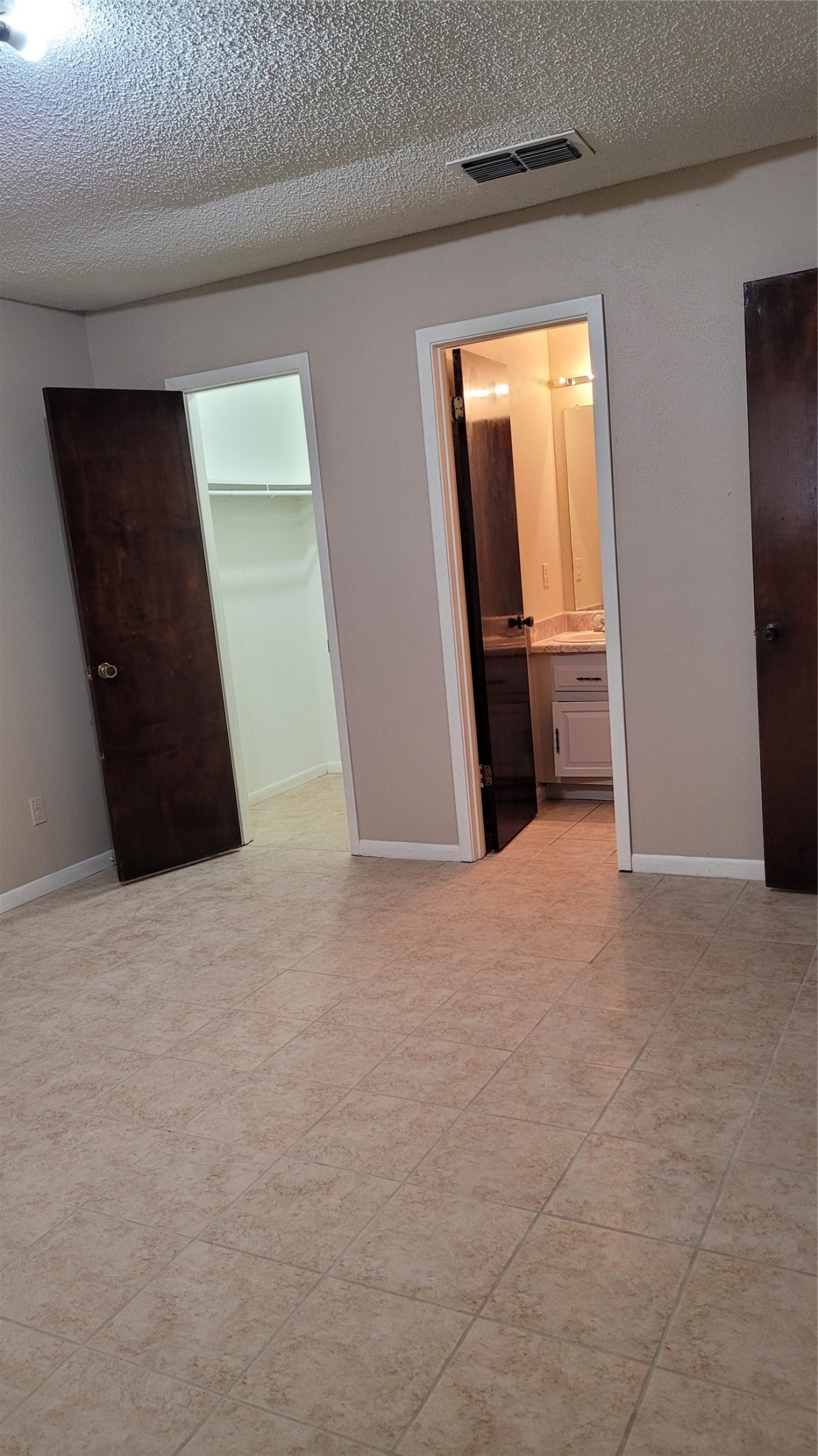1500 Blackwell Drive Irving TX 75061