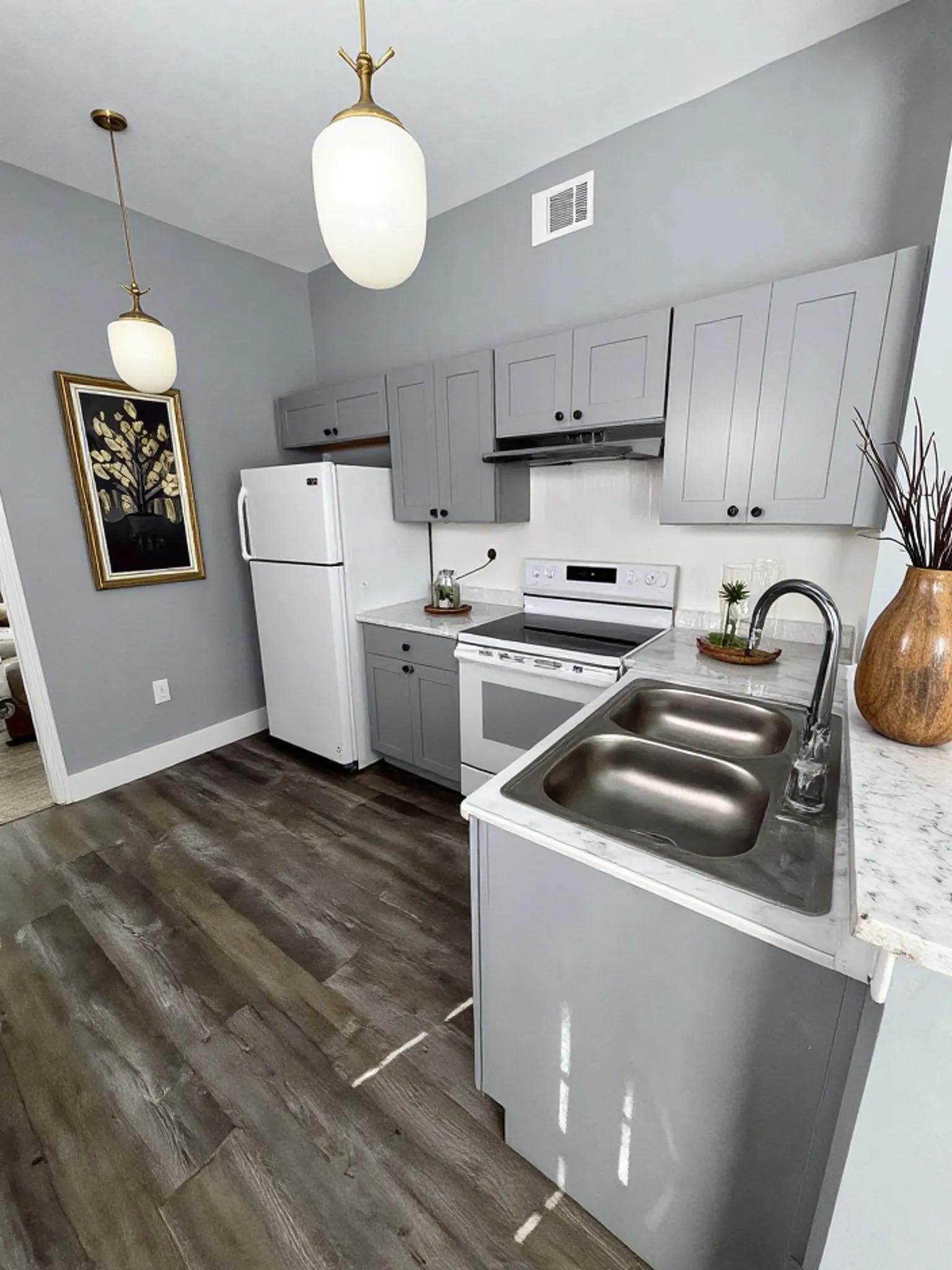 4947 E Side Avenue Dallas TX 75214