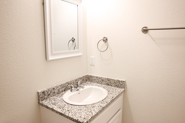 802 S 5th Street Bonham TX 75418