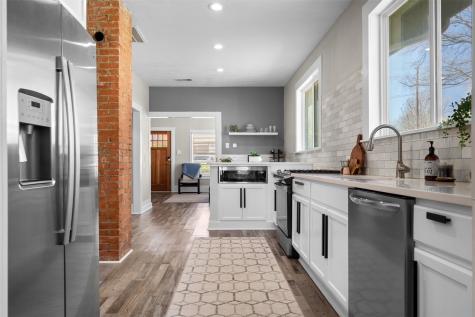 634 Turner Avenue Dallas TX 75208