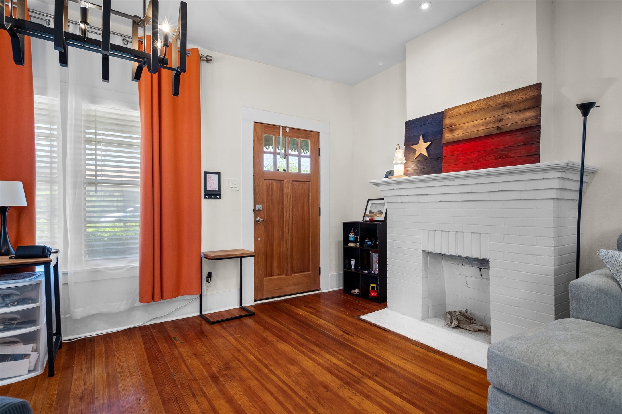 634 Turner Avenue Dallas TX 75208