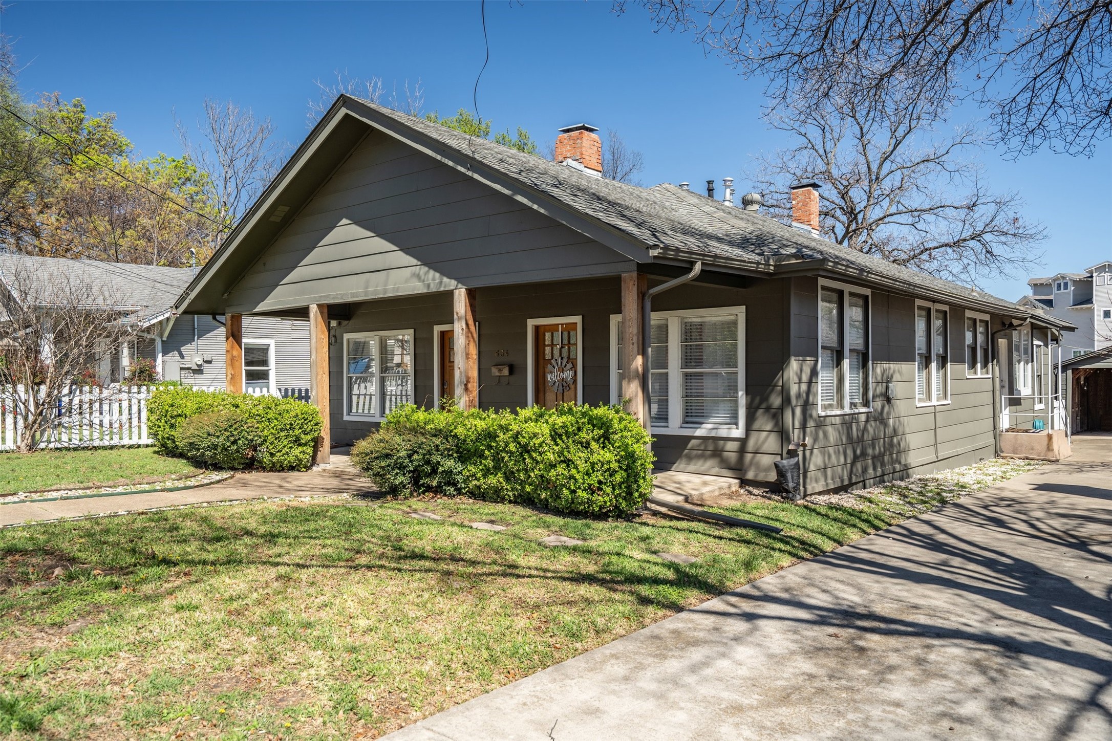 634 Turner Avenue Dallas TX 75208