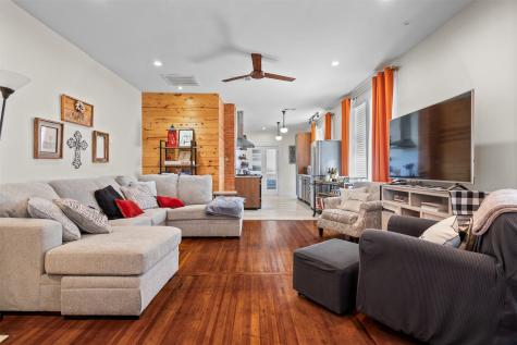 634 Turner Avenue Dallas TX 75208