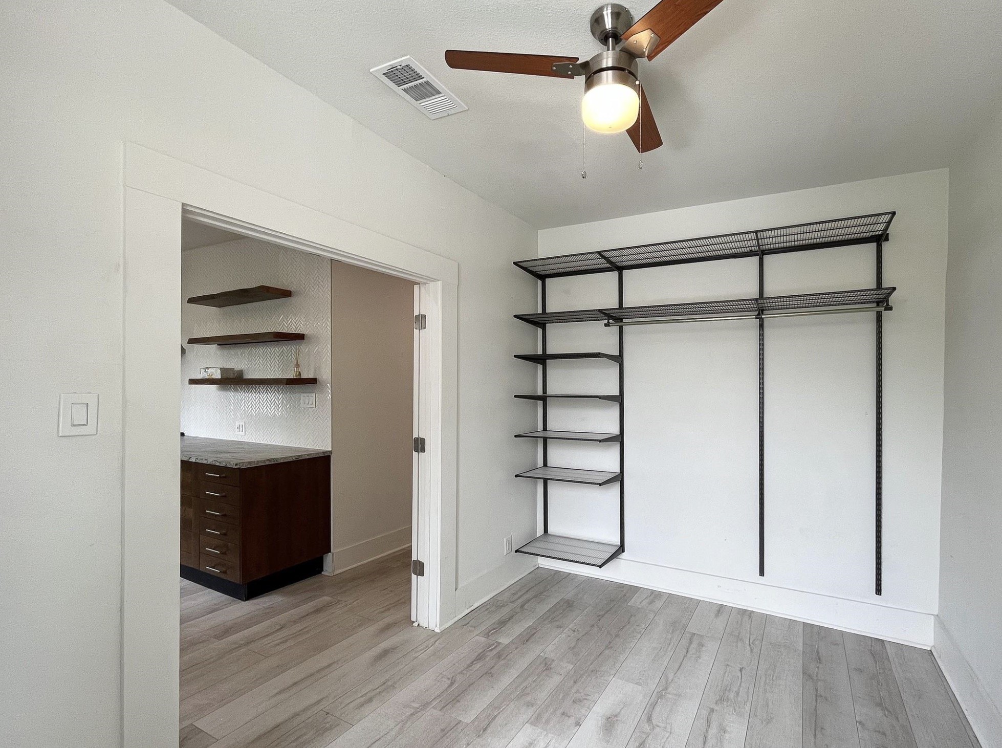 634 Turner Avenue Dallas TX 75208