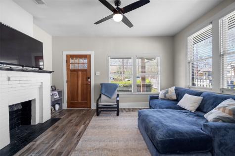 634 Turner Avenue Dallas TX 75208