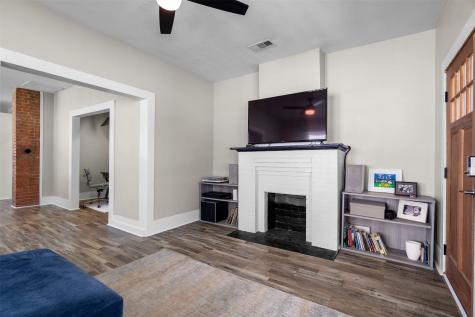 634 Turner Avenue Dallas TX 75208