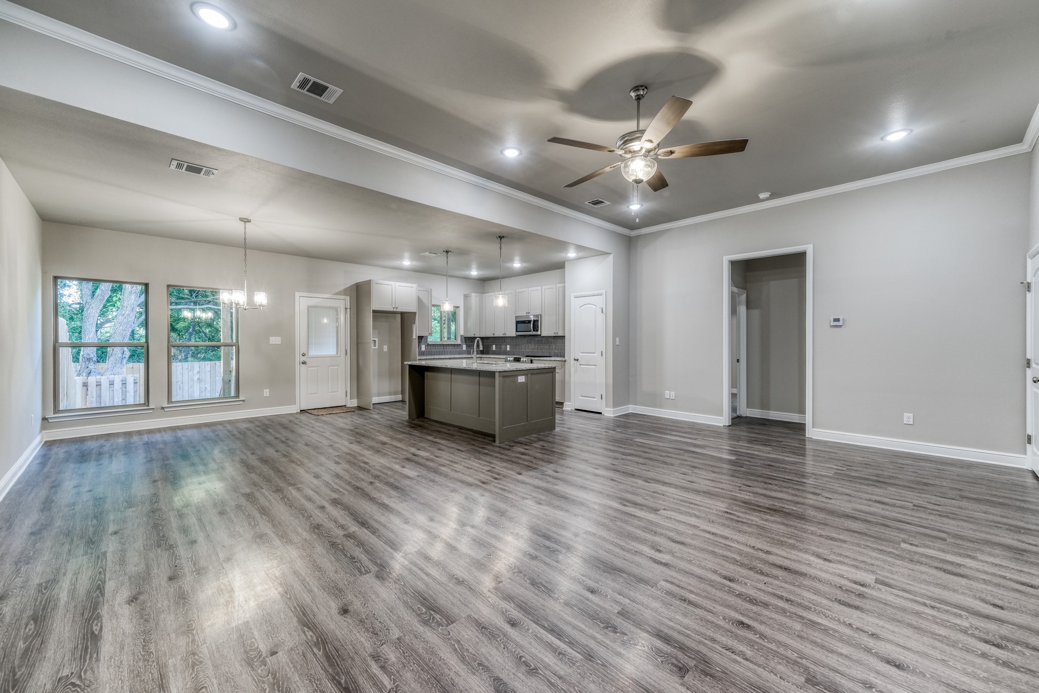 506,508,510 W West Oak Street Weatherford TX 76086