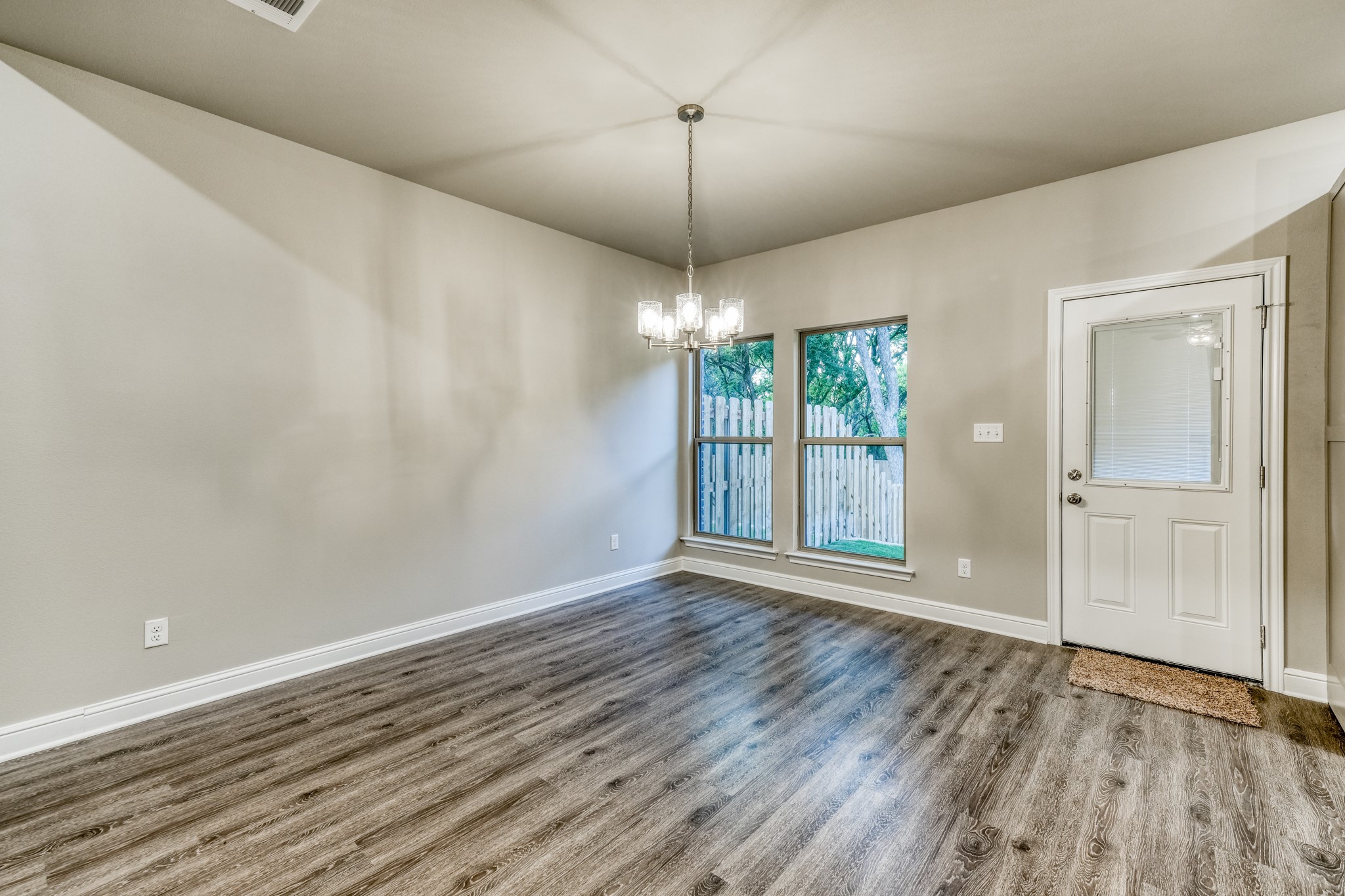 506,508,510 W West Oak Street Weatherford TX 76086