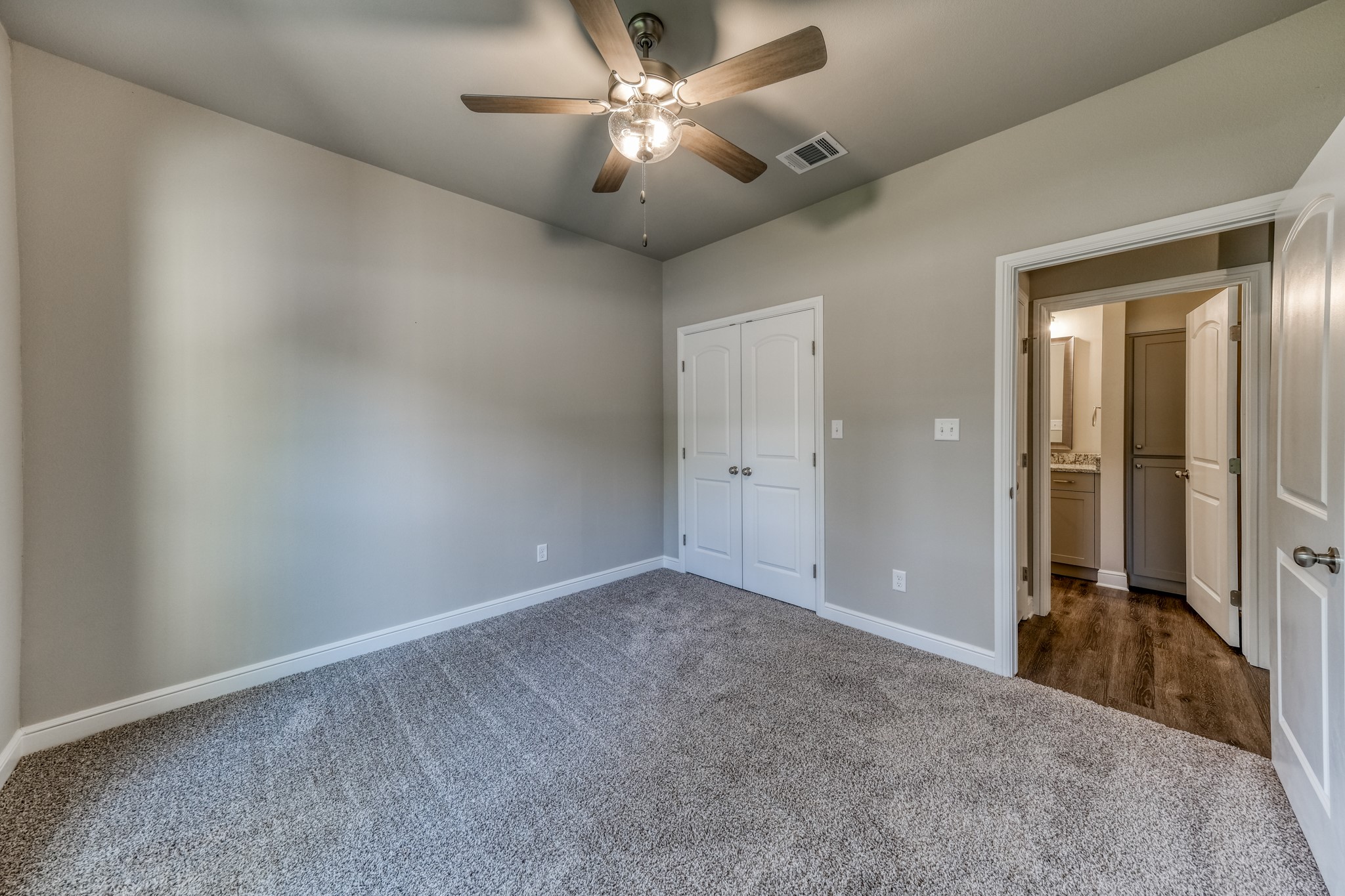 506,508,510 W West Oak Street Weatherford TX 76086
