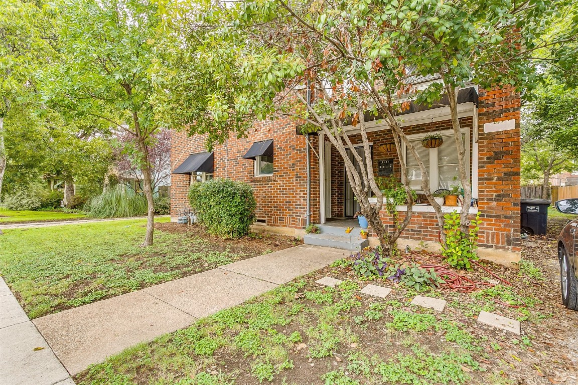 1411 6th Avenue Fort Worth TX 76104