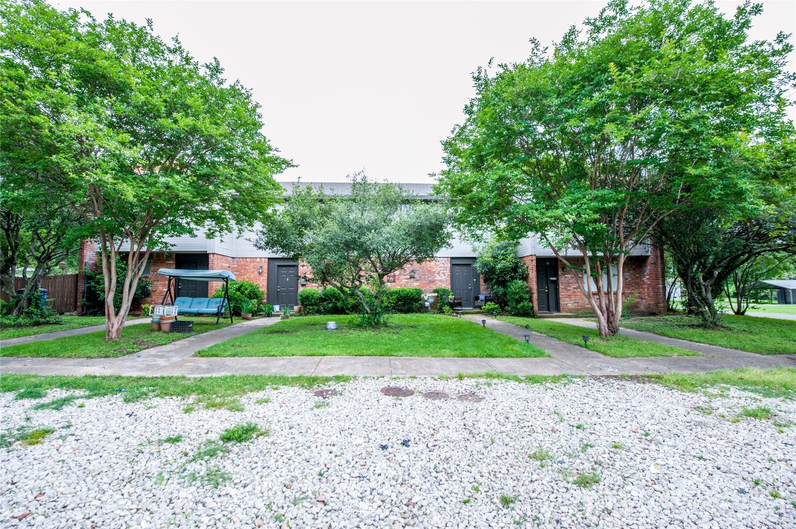 709 W Tyler Street Ennis TX 75119