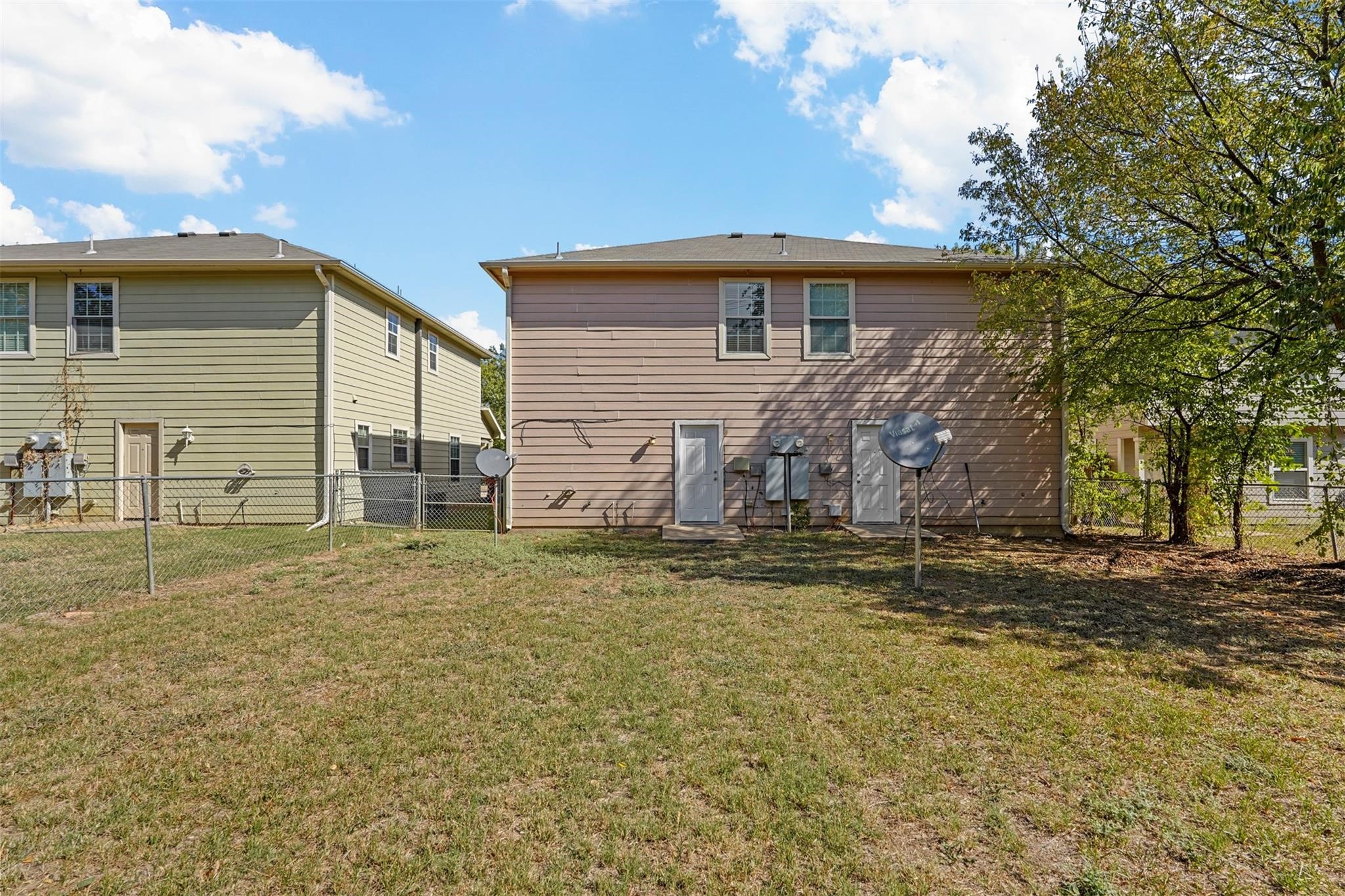 408-410 Cleveland Sherman TX 75090