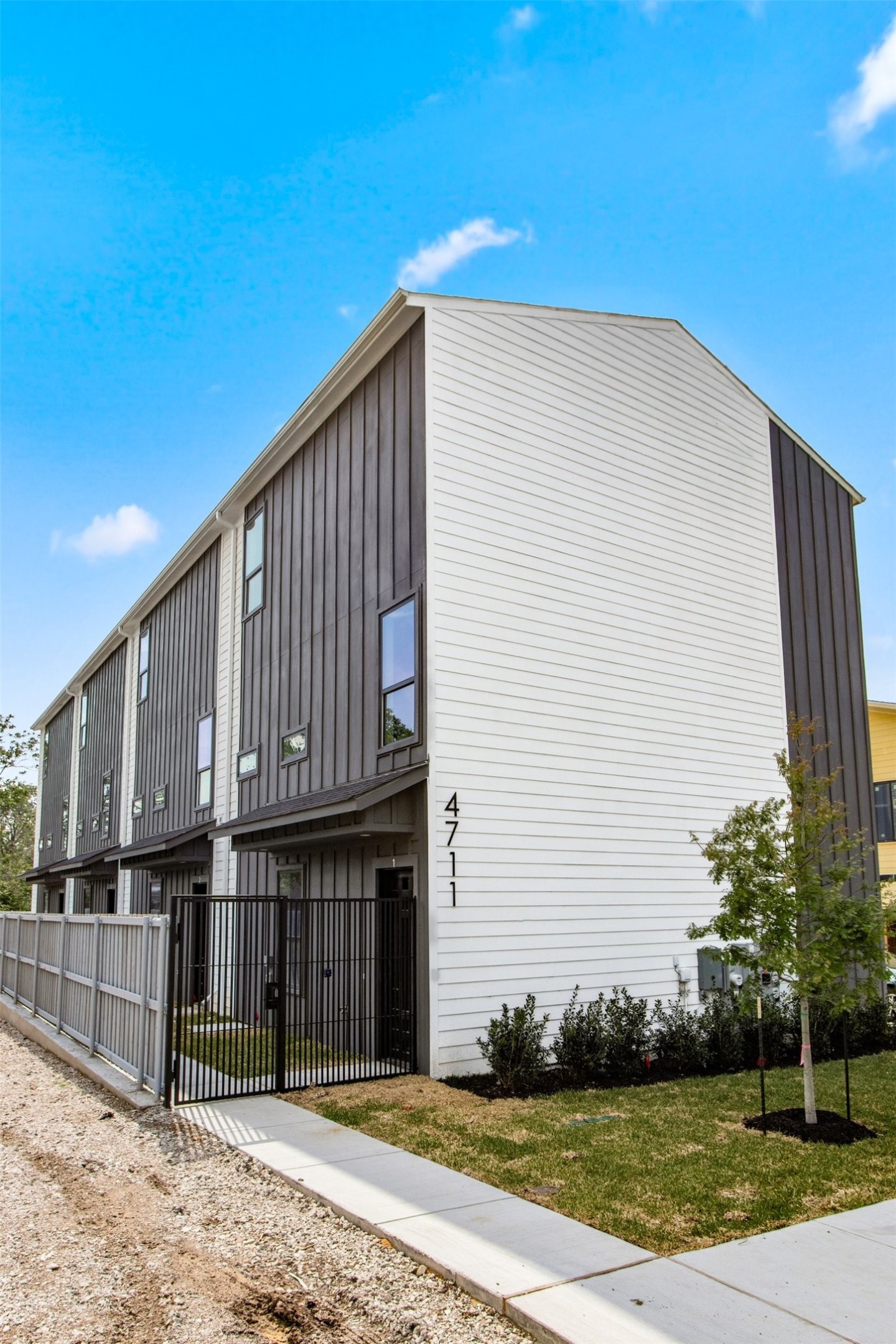 4711 Sylvester Street Dallas TX 75219