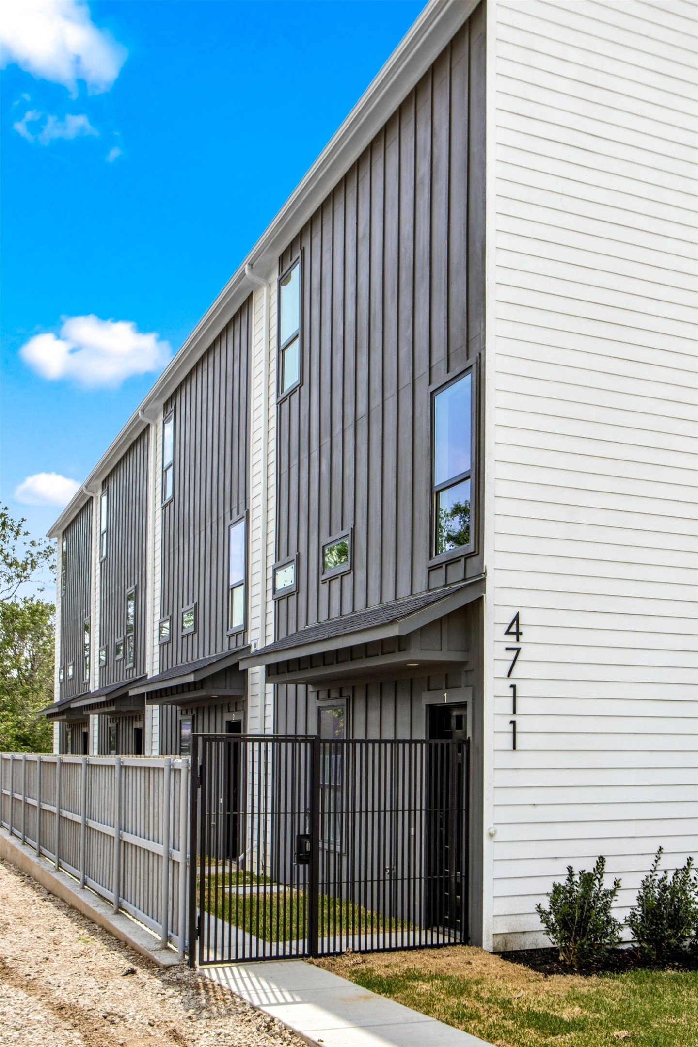 4711 Sylvester Street Dallas TX 75219