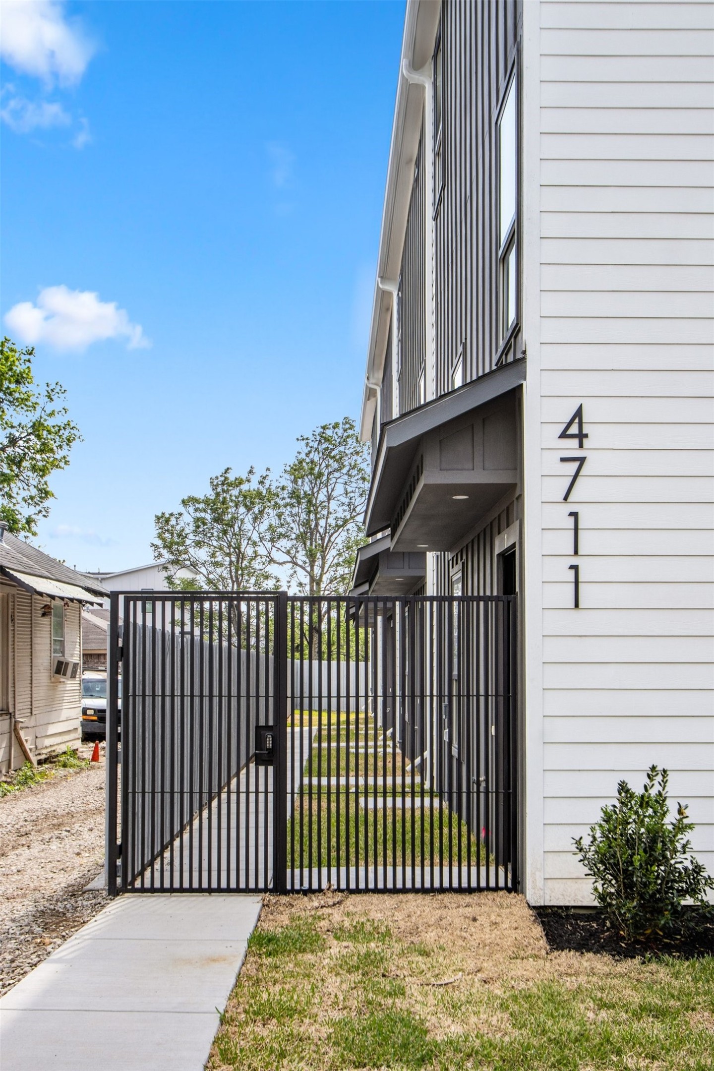 4711 Sylvester Street Dallas TX 75219