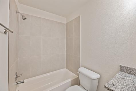 805 S 6th Street Bonham TX 75418