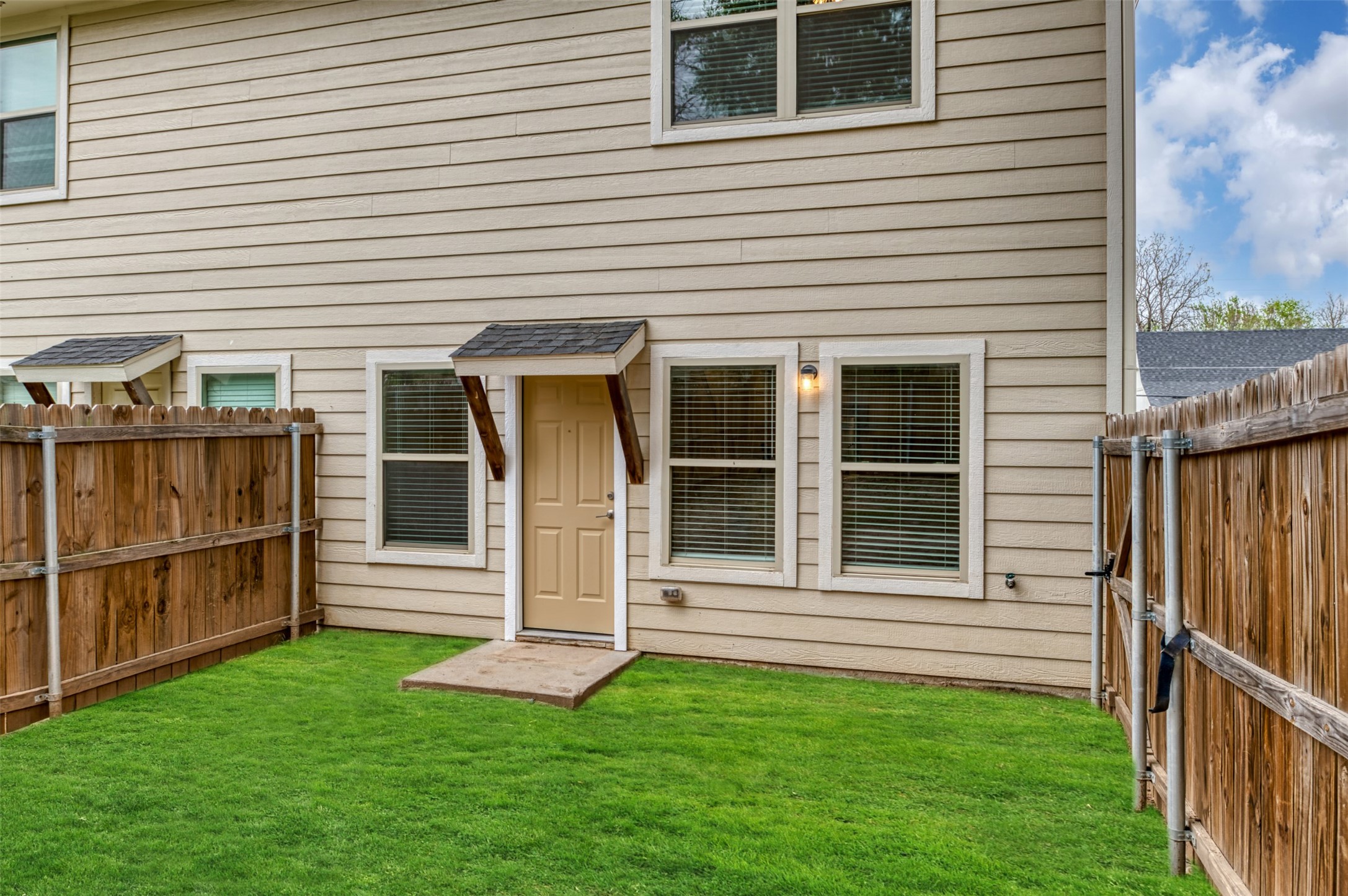 805 S 6th Street Bonham TX 75418