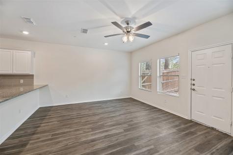 805 S 6th Street Bonham TX 75418