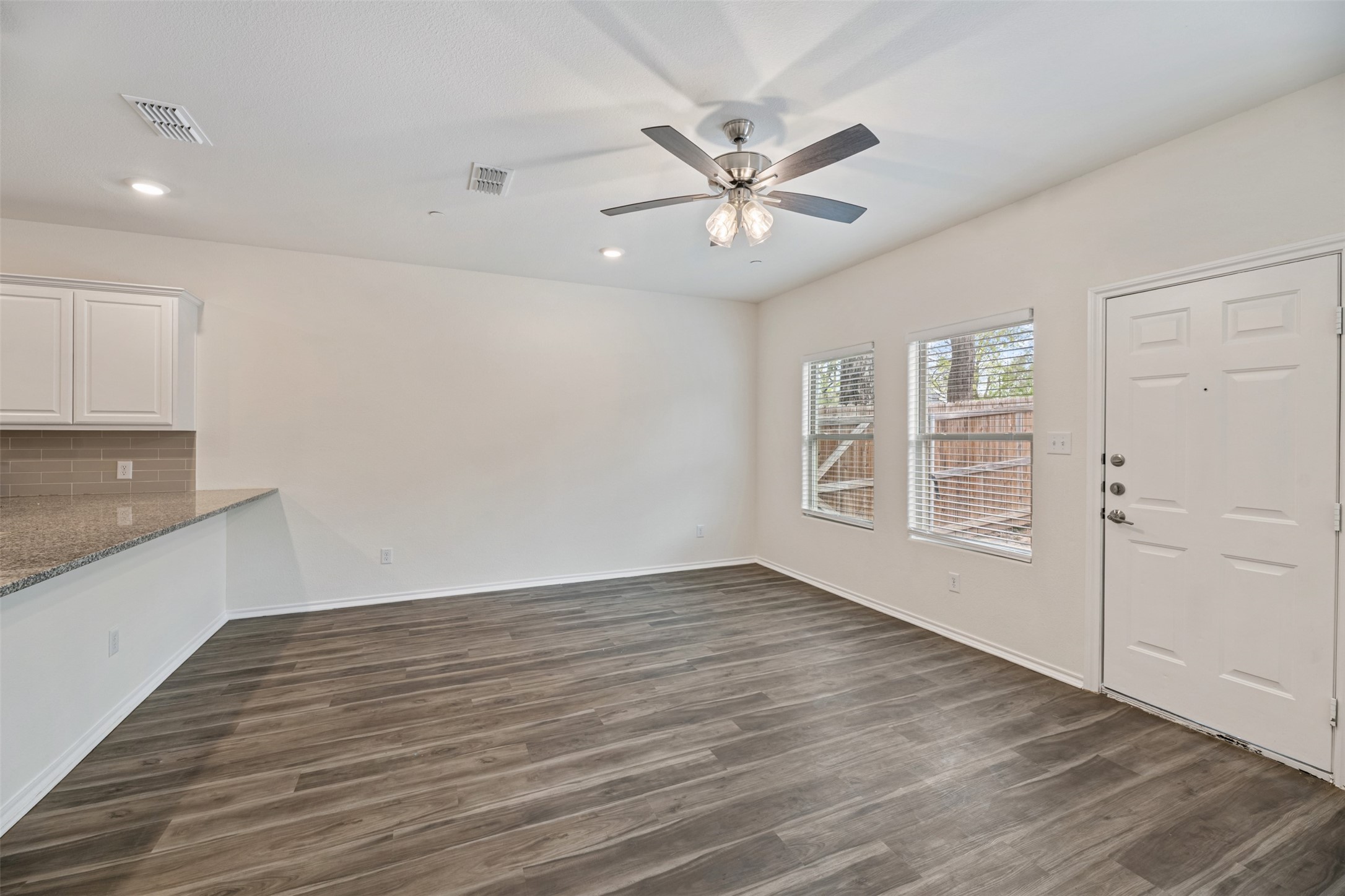 805 S 6th Street Bonham TX 75418