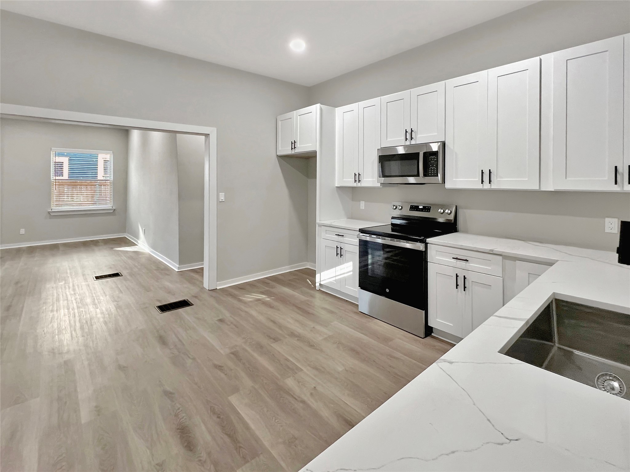 5530 Reiger Avenue Dallas TX 75214