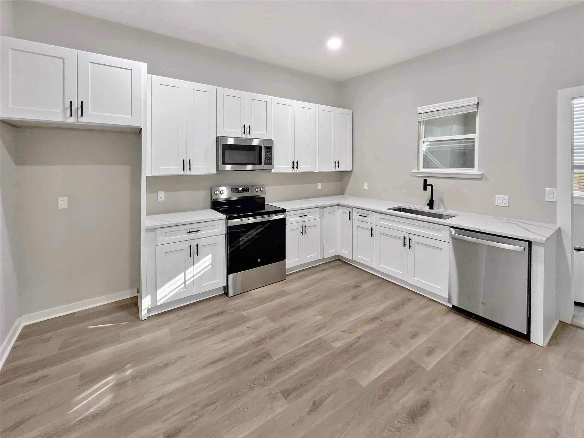 5530 Reiger Avenue Dallas TX 75214