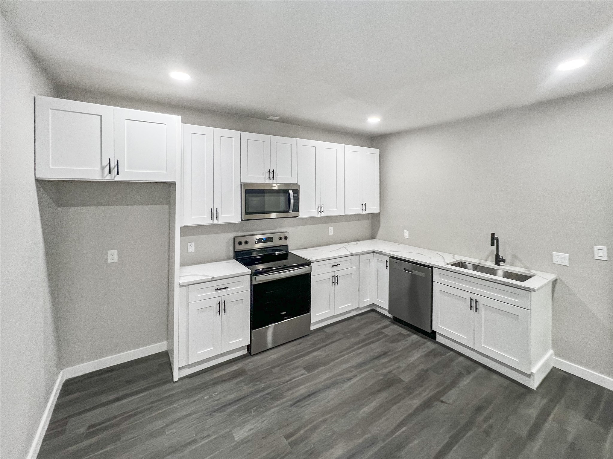 5530 Reiger Avenue Dallas TX 75214