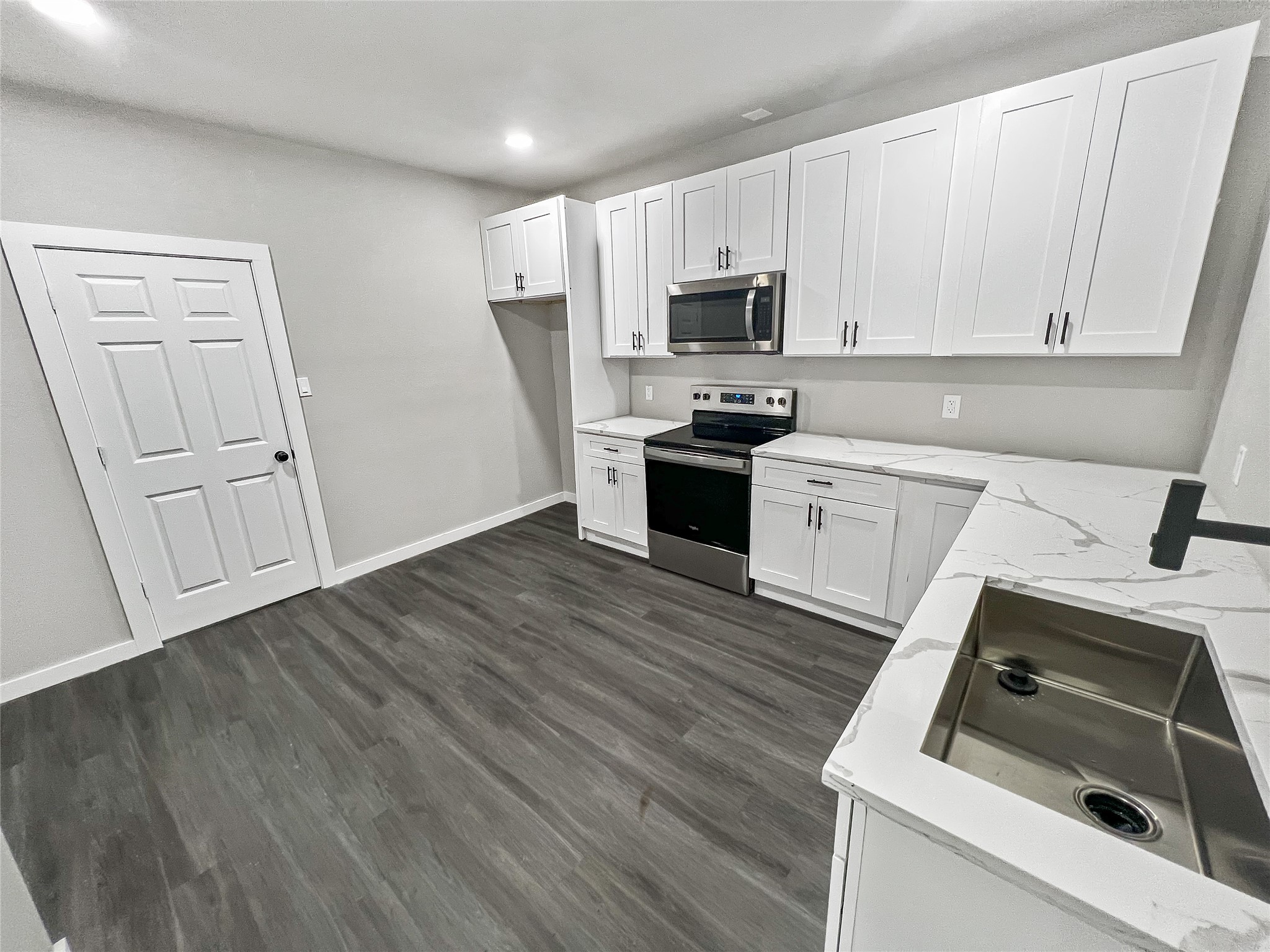 5530 Reiger Avenue Dallas TX 75214
