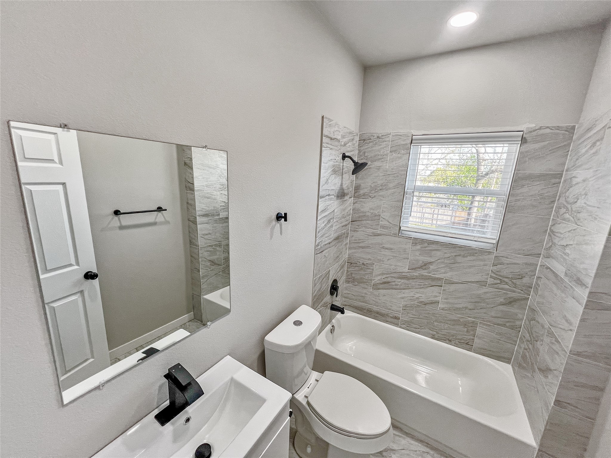 5530 Reiger Avenue Dallas TX 75214
